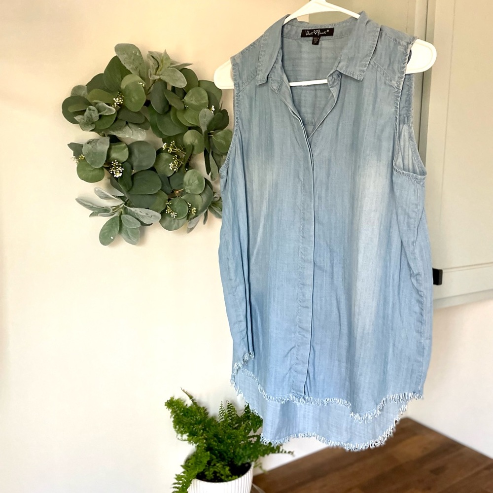 Velvet Heart Chambray Sleeveless Blouse Fringe Hem Women’s Medium